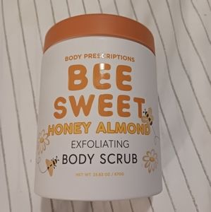 NWT! BEE SWEET BODY SCRUB